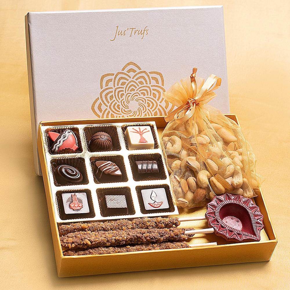  Edible Cracker Chocolate Diwali Gift Box